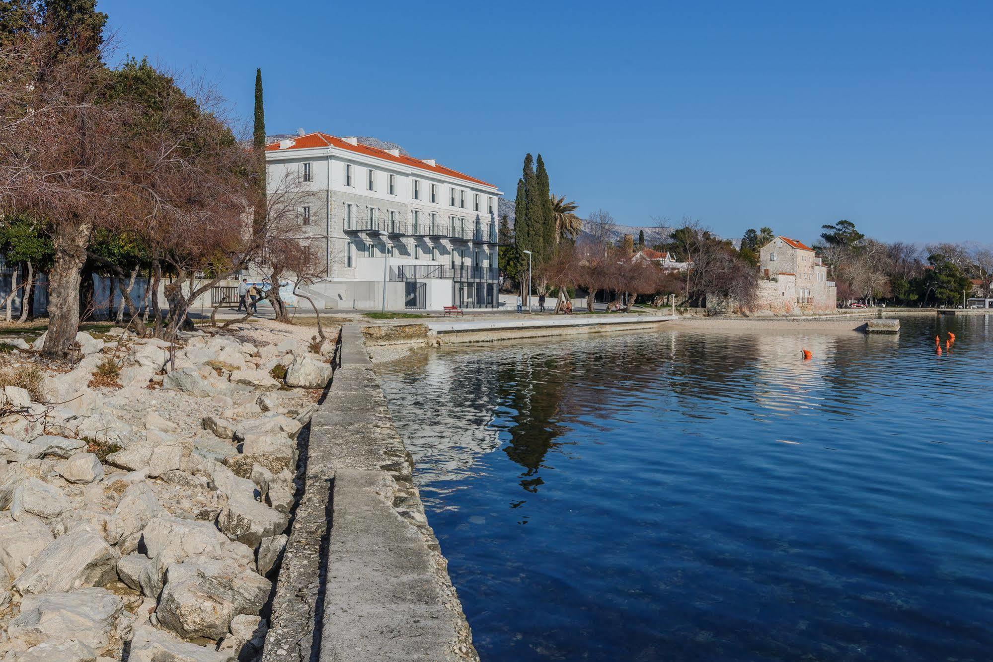 Stacija 3* Kaštela